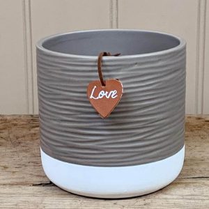 Ceramic Ridge Pot with Leatherette Tag