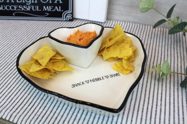 White and Black Ceramic Heart Snack Dish - Image 2